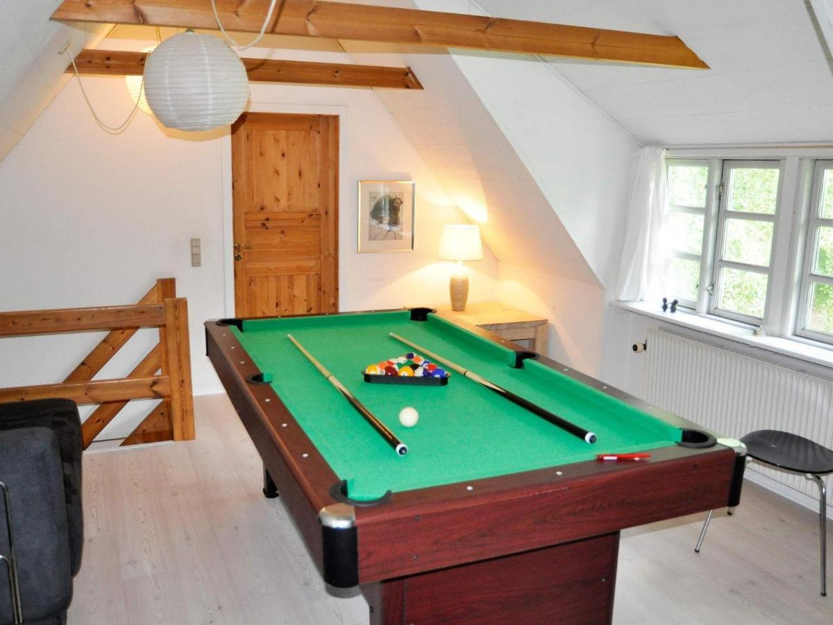 15 Person Holiday Home In Hundslund Екстериор снимка
